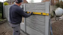 Clôture de jardin en béton : avantages, prix et pose
